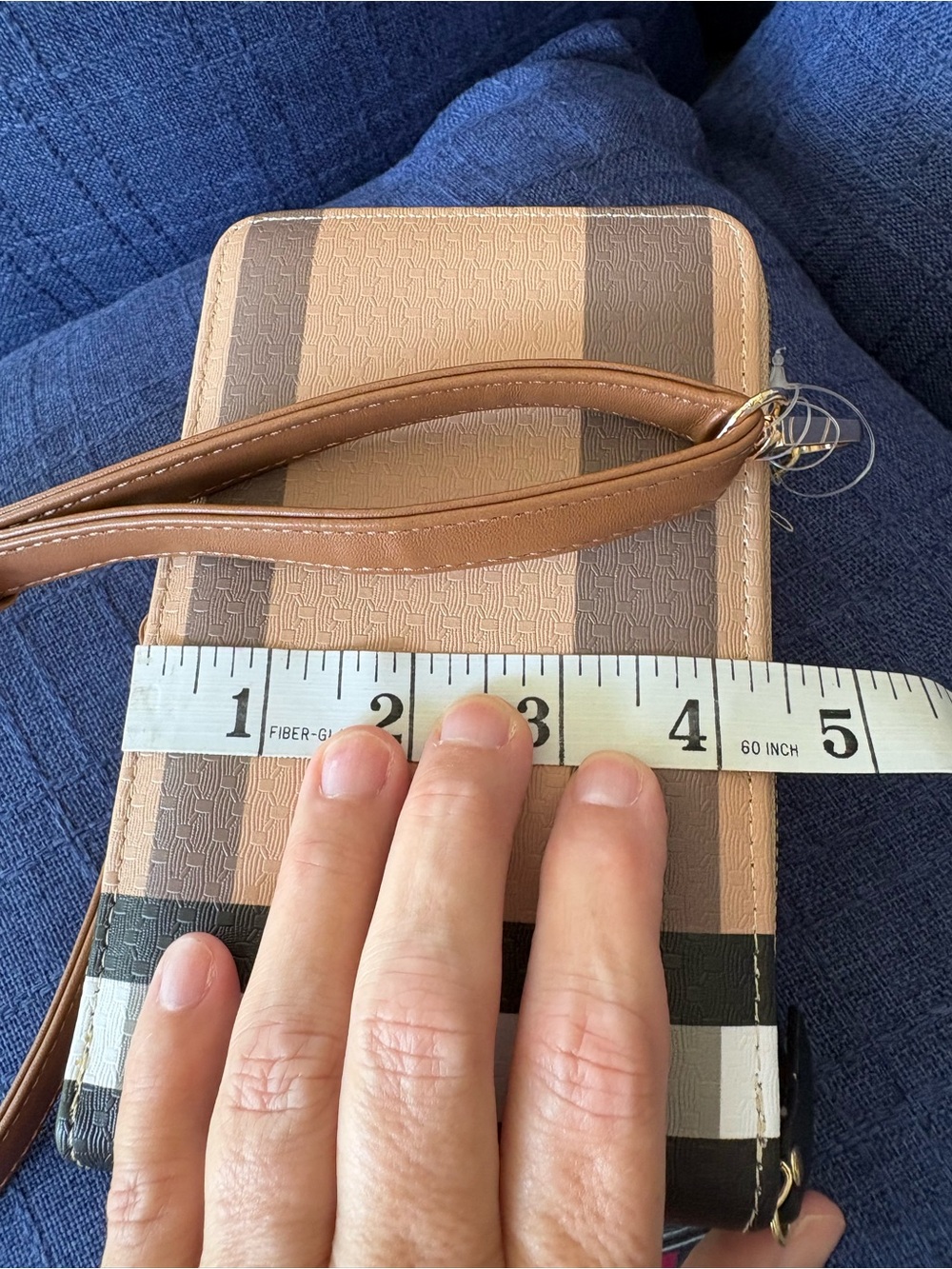 NWT Iconic Bags Plaid Crossbody Wallet Smartphone Purse - Picture 13 of 14